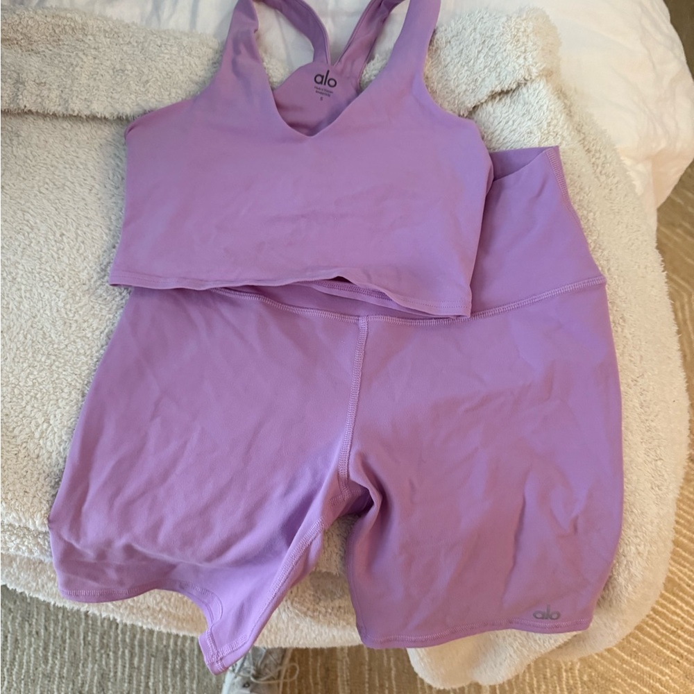 ALO Yoga Lilac Activewear Set